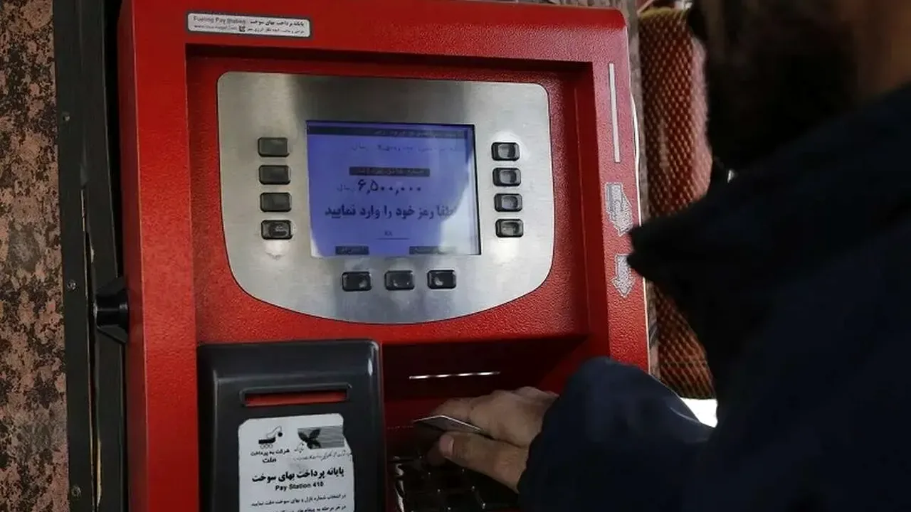 کارت سوخت: وعده ۱۰ روزه و واقعیت تأخیر