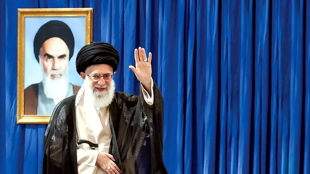 پاسخ دفتر رهبر شهید به درخواست شهردار مشهد؛ نامهای باسابقه در امان میمانند؟