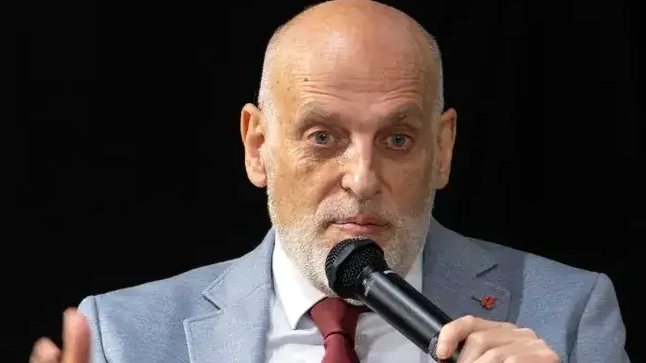 لالیگا از چین عذرخواهی کرد؛ واکنش به اظهارات امباپه