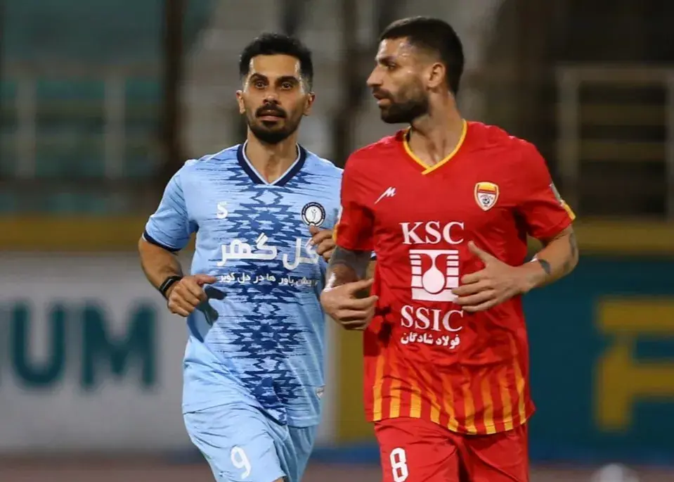 دو ستاره پرسپولیس در اکباتان به مصاف هم رفتند