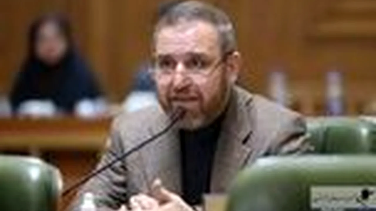 سناریوی پنهان برای پایتخت؛ آیا شورای شهر تهران منحل میشود و شهردار با حکم دولت میماند؟