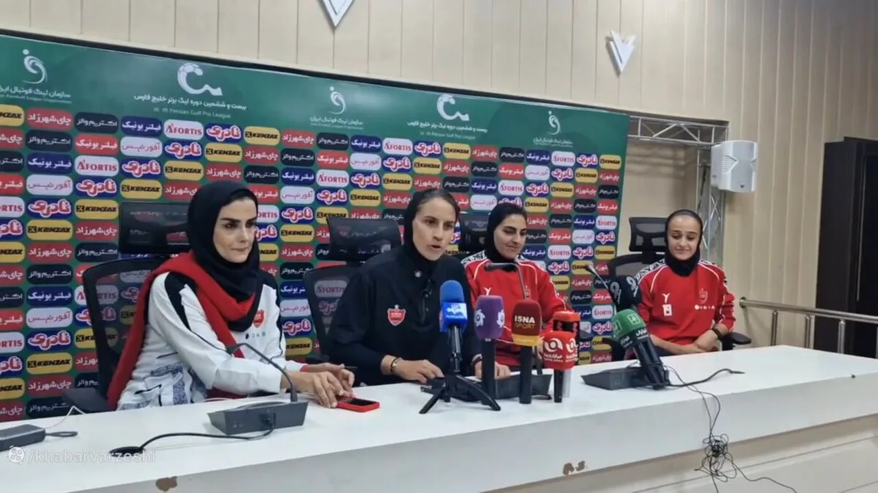 سرمربی بانوان پرسپولیس: از دربی تاریخی برای نوهها میگوییم