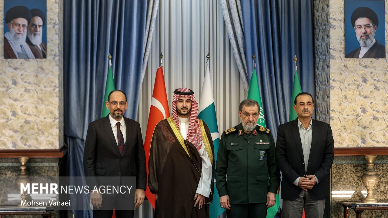 نشست تهران و افق همکاری امنیتی میان چهار کشور منطقه