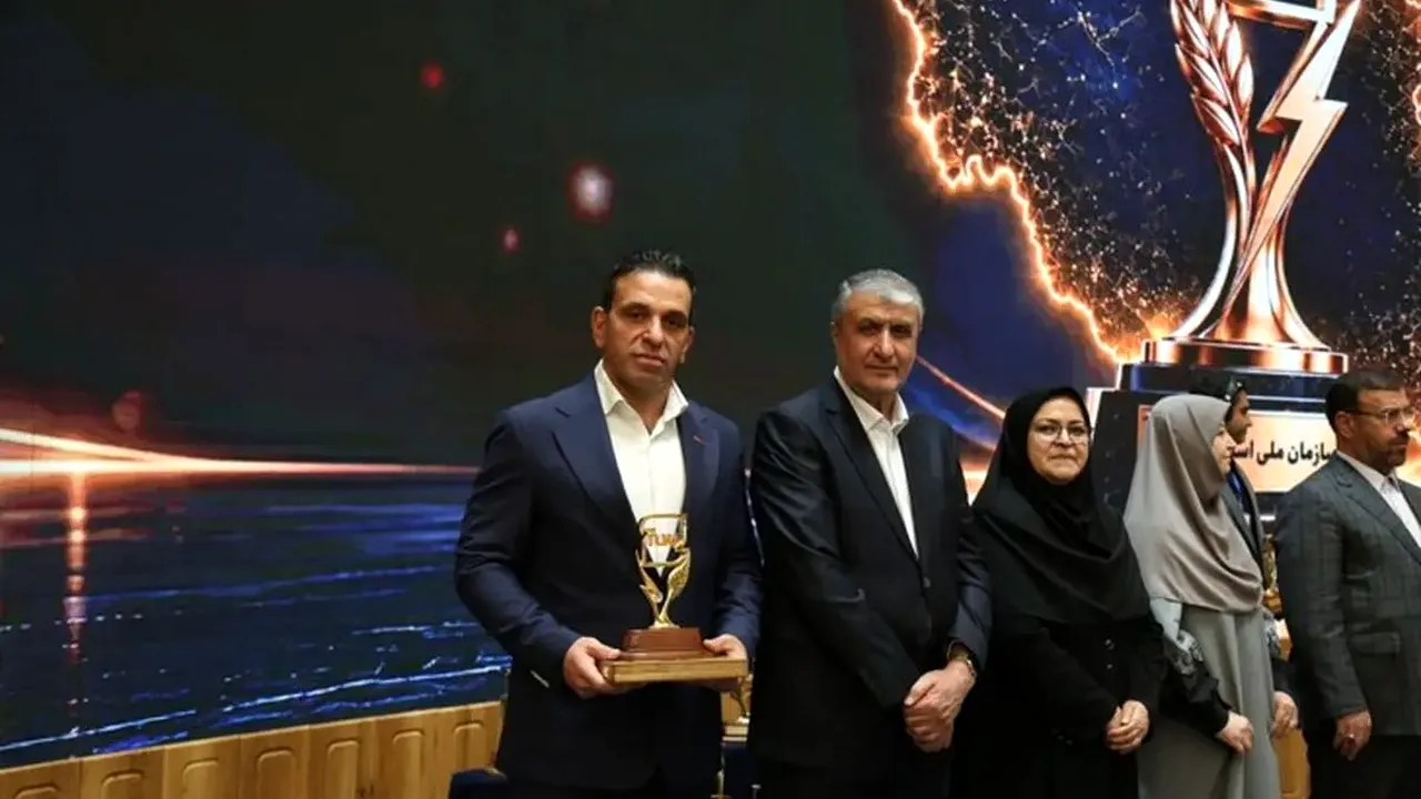 شودر عنوان واحد تولیدی نمونه ملی استاندارد را کسب کرد
