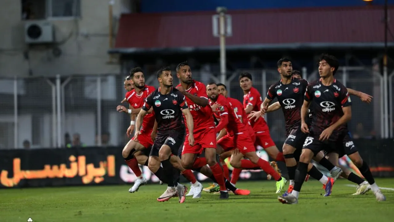 پرسپولیس در قائمشهر به دنبال ادامه برتری مقابل نساجی