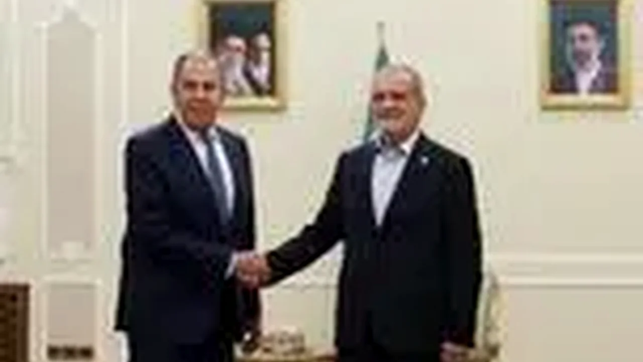 دیدار شبانه لاوروف با پزشکیان؛ پشت پرده مذاکراتی که رسانهها از آن بیخبرند