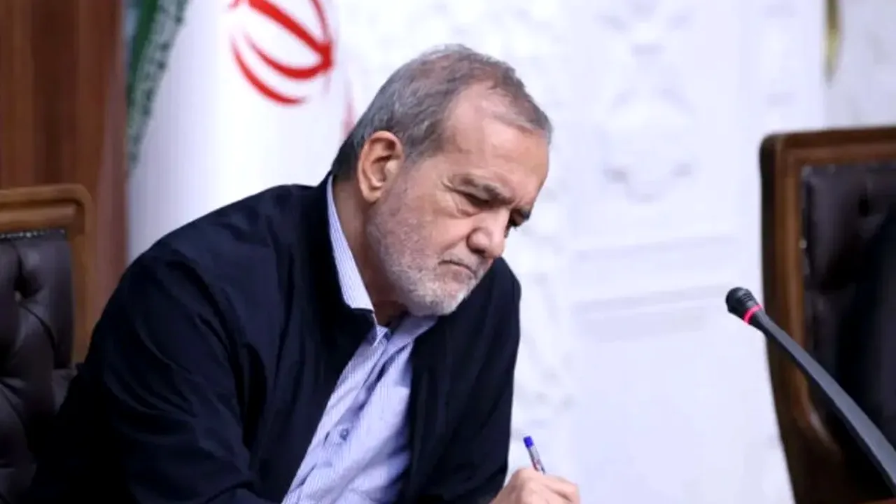 تبریک رئیسجمهور به قهرمانان کشتی فرنگی ایران