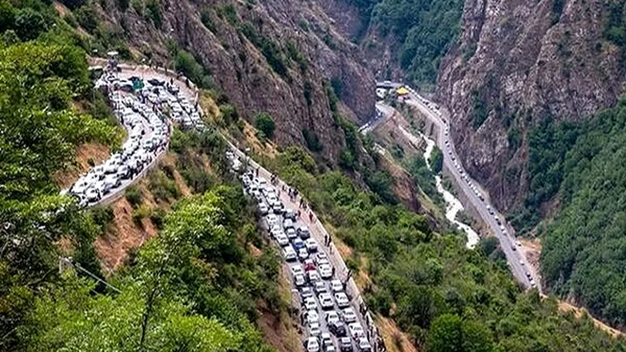 ترافیک سنگین در کندوان؛ تردد برقرار است