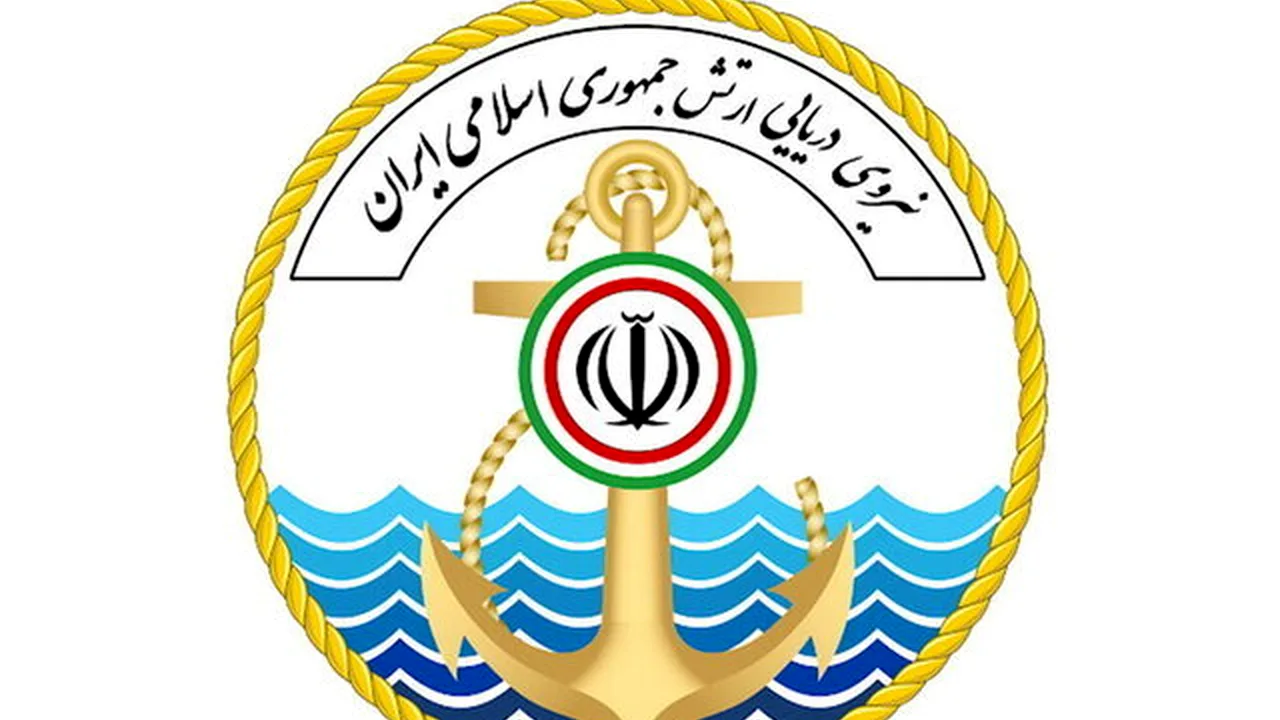 نفتکش متخلف در تنگه هرمز طعمه مین شد و آتش گرفت