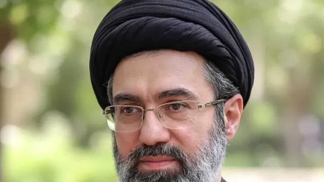 تأکید رهبری بر پاسخ فوری به تهدیدها در دیدار فرماندهان