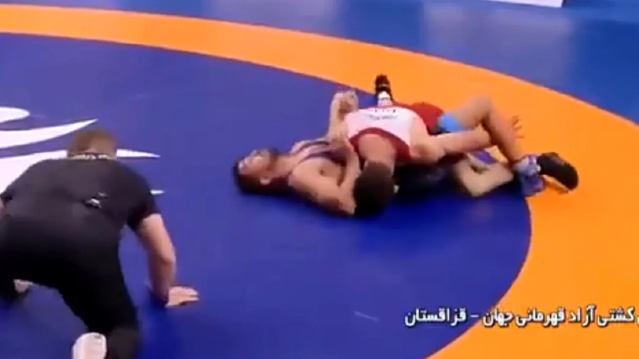 باخت ناگهانی یزدانی در یکچهارم نهایی کشتی آزاد جهان