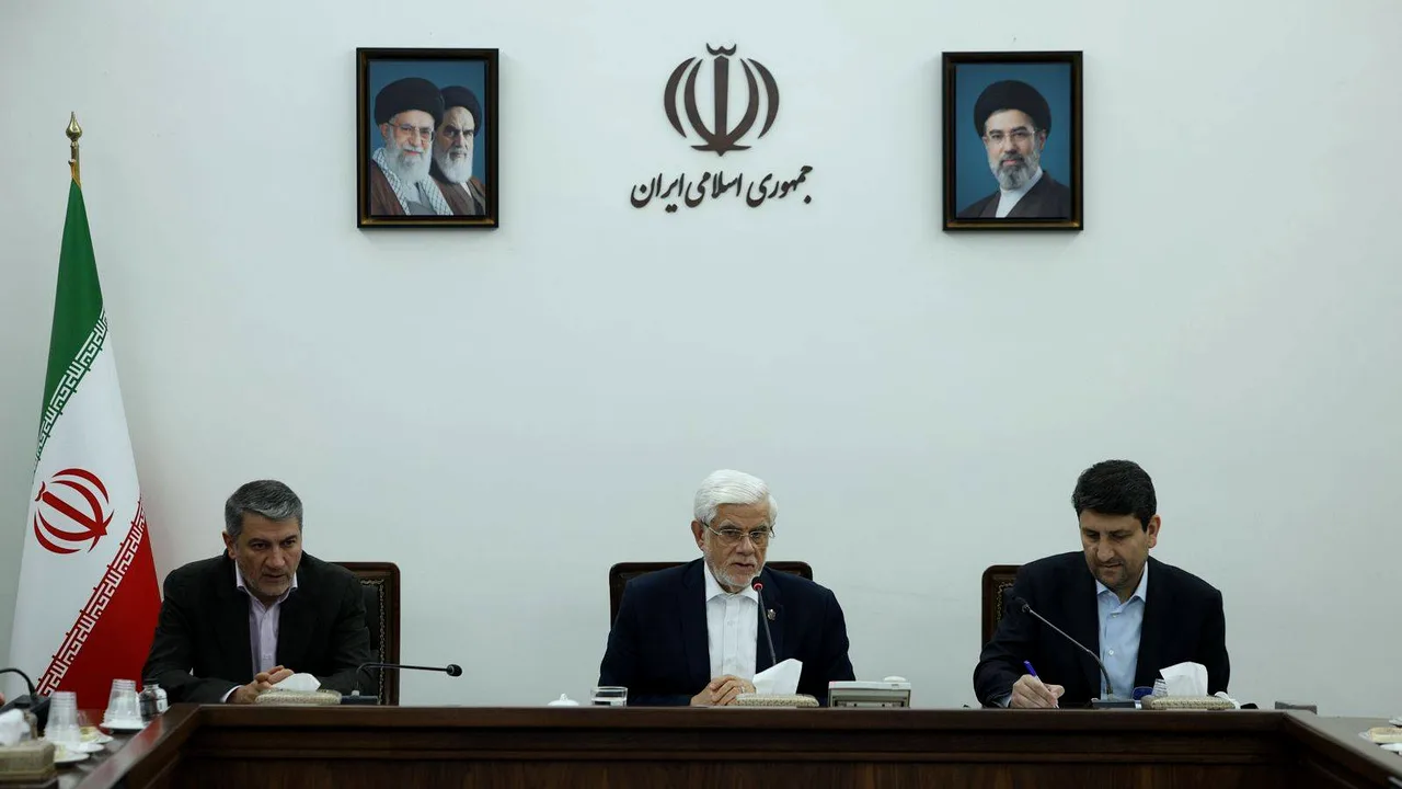 عارف: امنیت سایبری کشور با تکیه بر تولید داخلی ارتقا مییابد