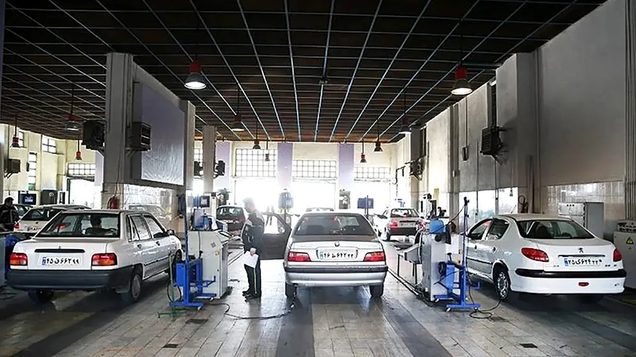 برخورد پلیس با خودروهای دودزا؛ ابطال معاینه فنی در صحنه