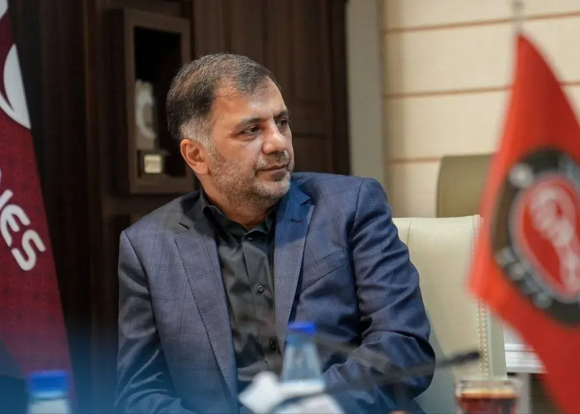 مدیرعامل تراکتور به انتقاد از مدیر استقلال پرداخت