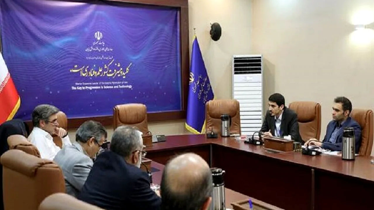 نشست مشترک معاونت علمی و وزارت کشور برای رفع موانع دانشبنیانها