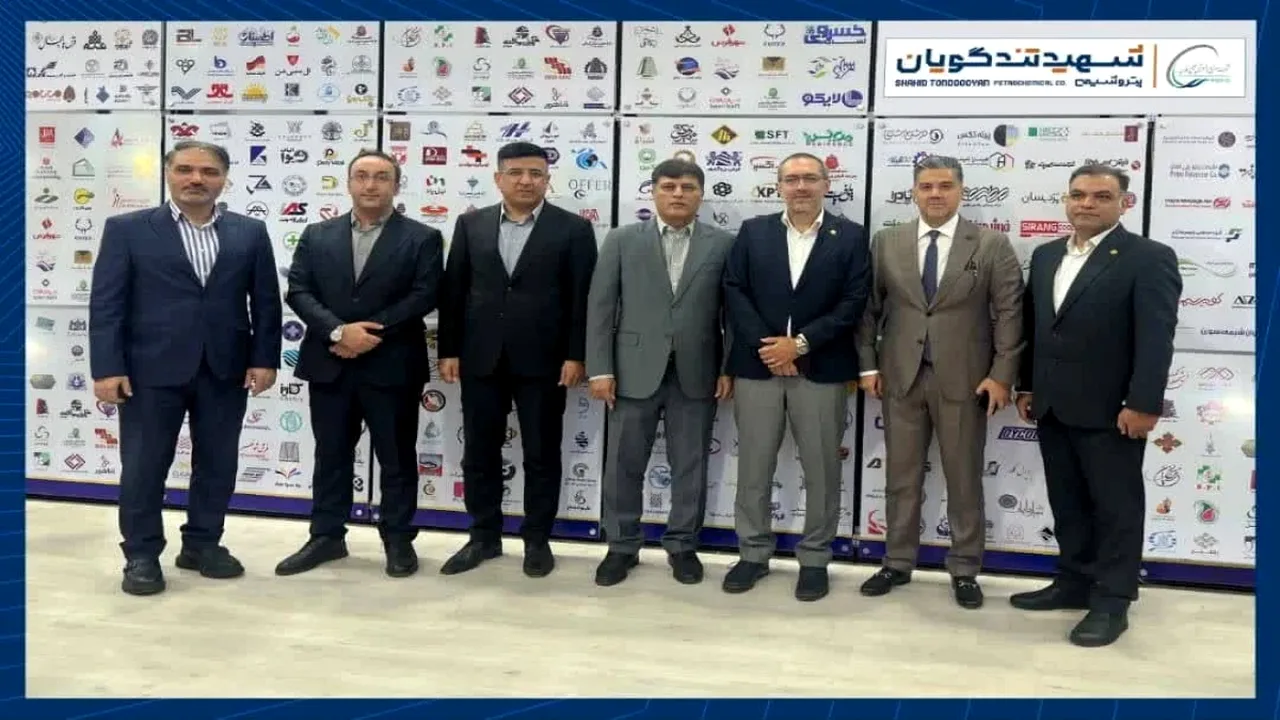 نشست پتروشیمی تندگویان با نساجان برای رفع چالش مواد اولیه