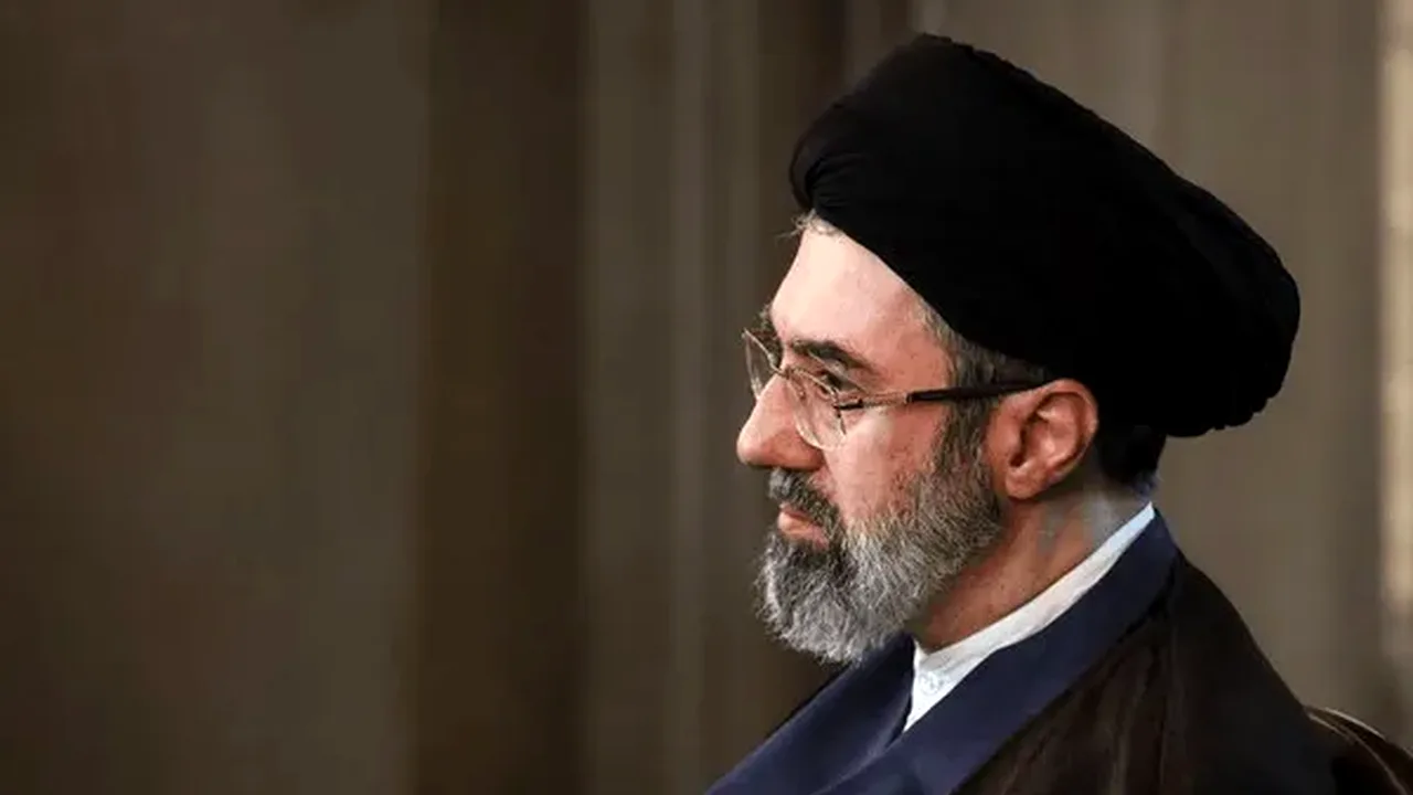 تقدیر رهبر شهید انقلاب از مرکز رشد دانشگاه امام صادق(ع)