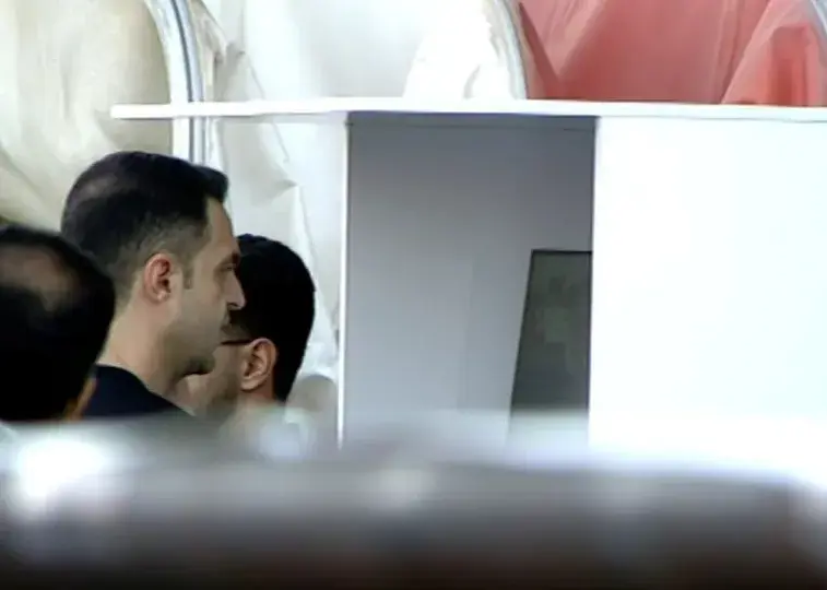 بررسی VAR گل چادرملو را مردود اعلام کرد
