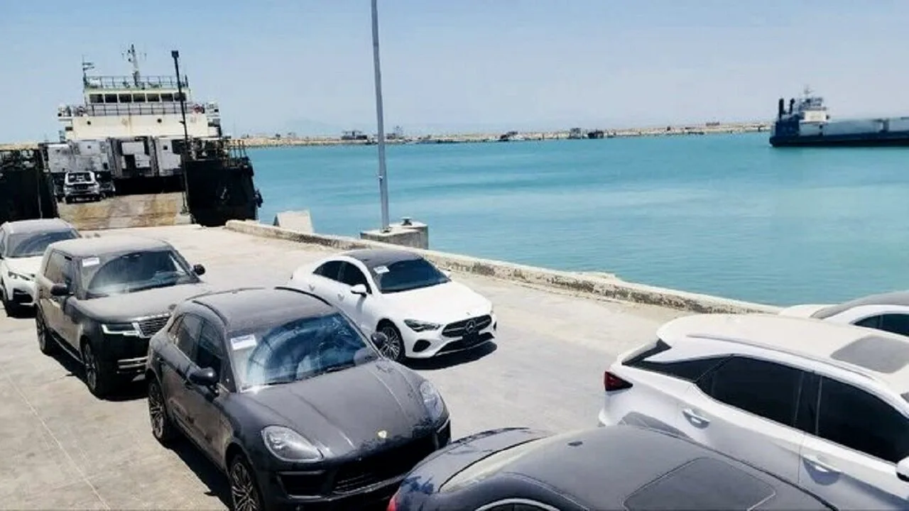توقف ثبتسفارش واردات خودرو با ابلاغ سازمان توسعه تجارت