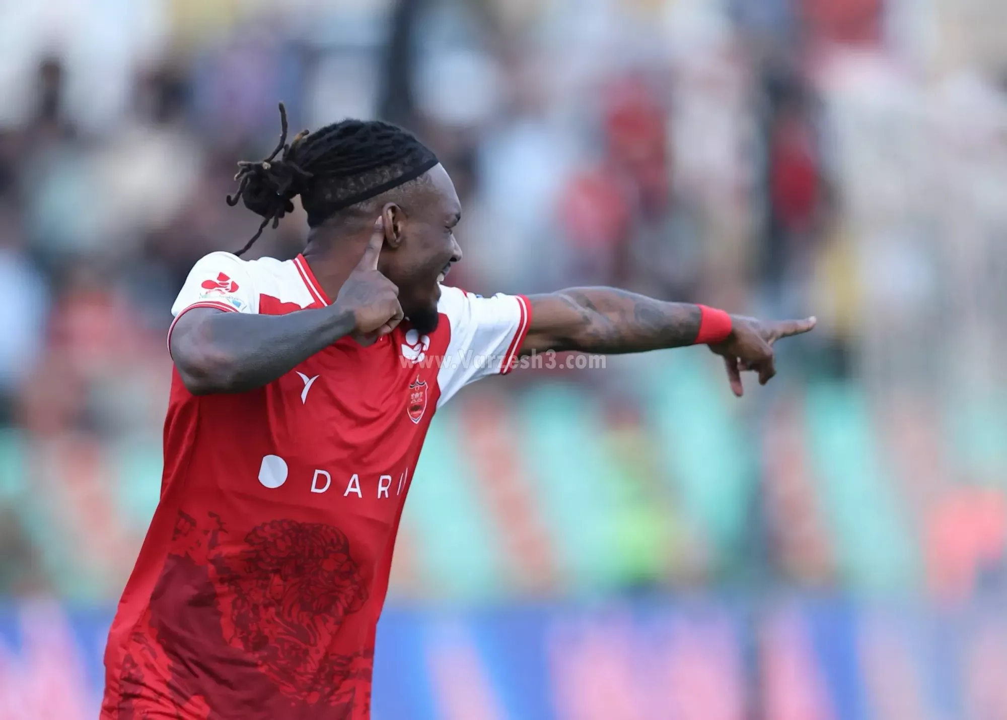 تیوی بیفوما، ستاره پرسپولیس، گل دوم خود را به ثمر رساند