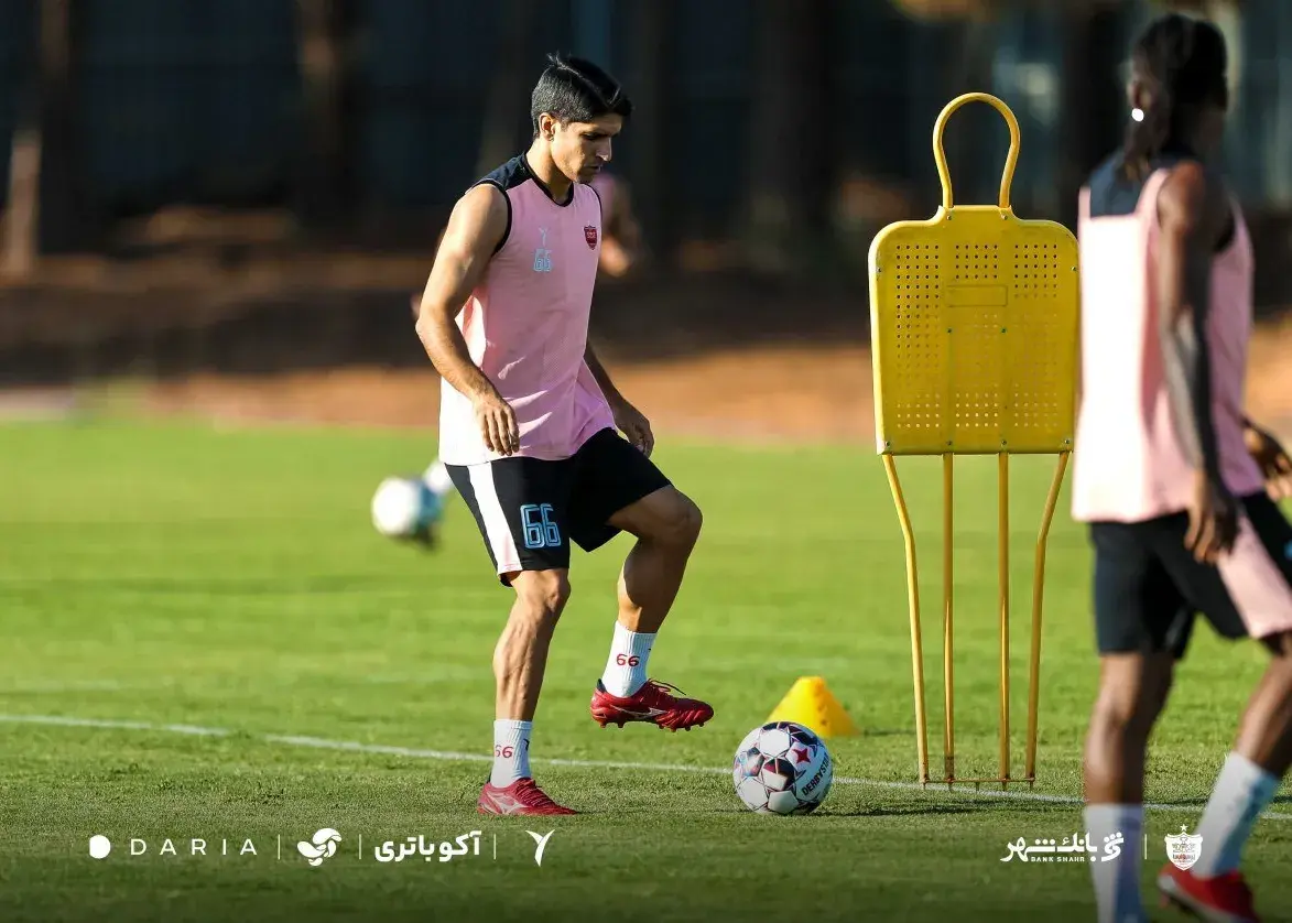 آشنایی با مدافع جدید پرسپولیس در دیدار اخیر (عکس)
