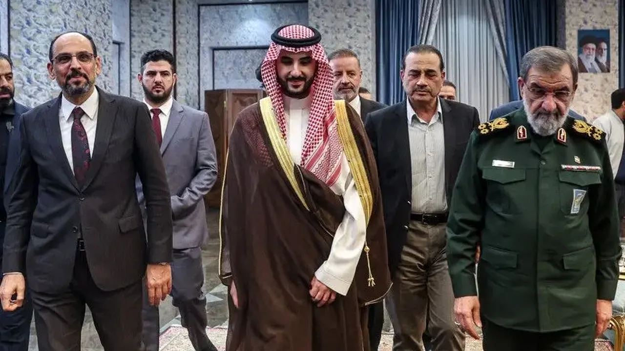 تحرکات دیپلماتیک تهران و واشنگتن؛ از نامه ونس تا نشست ترکیه