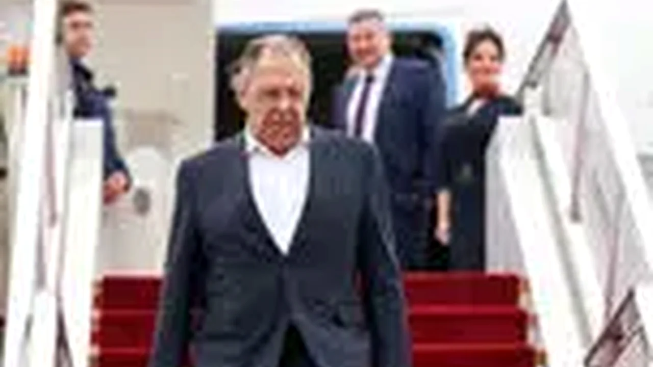 سفر ناگهانی لاوروف به تهران؛ مأموریتی که مسکو آن را پنهان میکند!