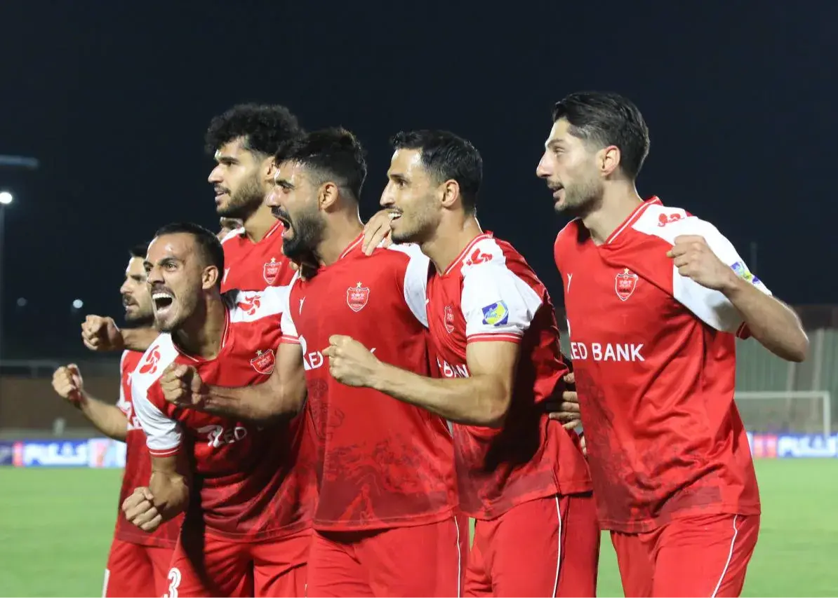 پرسپولیس با پوستر جدیدش به استقلال واکنش نشان داد