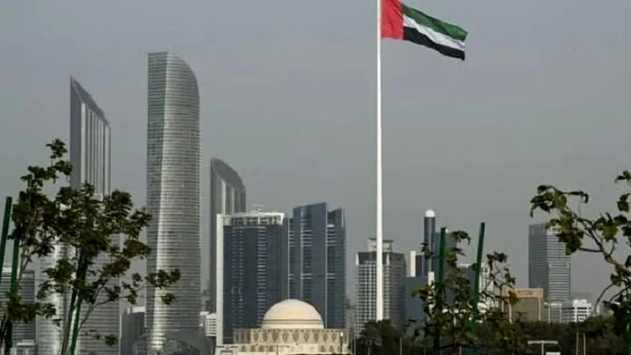 تأکید امارات بر گفتوگو برای آرامش غرب آسیا