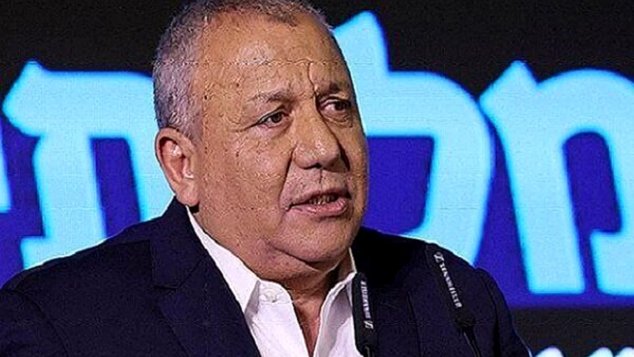 رقیب نتانیاهو که اینبار خواب به چشم نتانیاهو نمیبرد!
