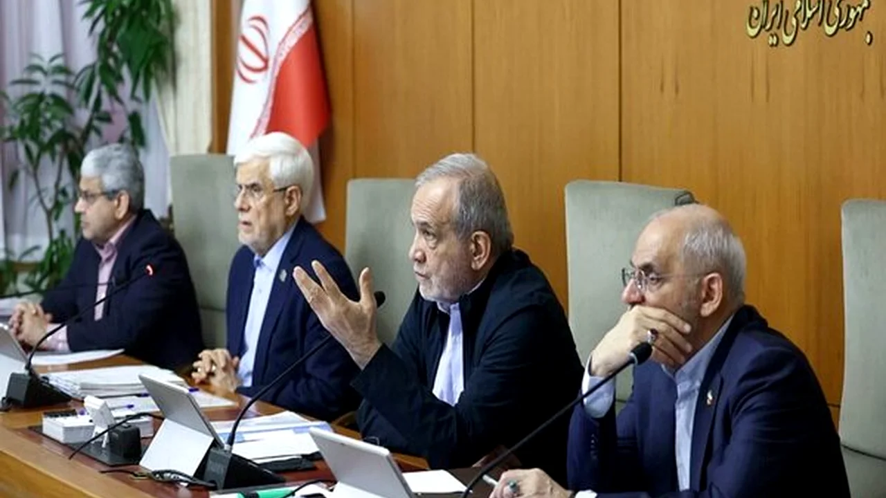 پزشکیان دست به کار بزرگی زد؛ پول صرفهجویی کجا میرود؟