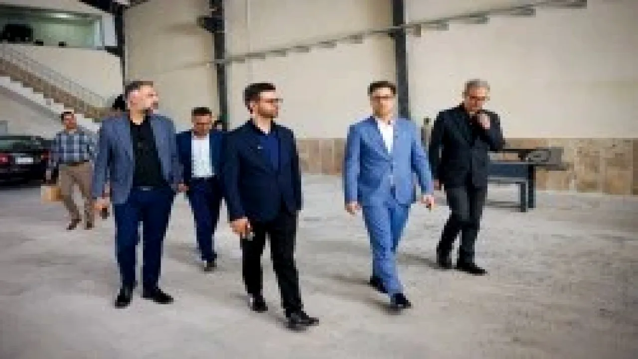 بازدید میدانی معاون اقتصادی کیش از سه واحد صنعتی جزیره