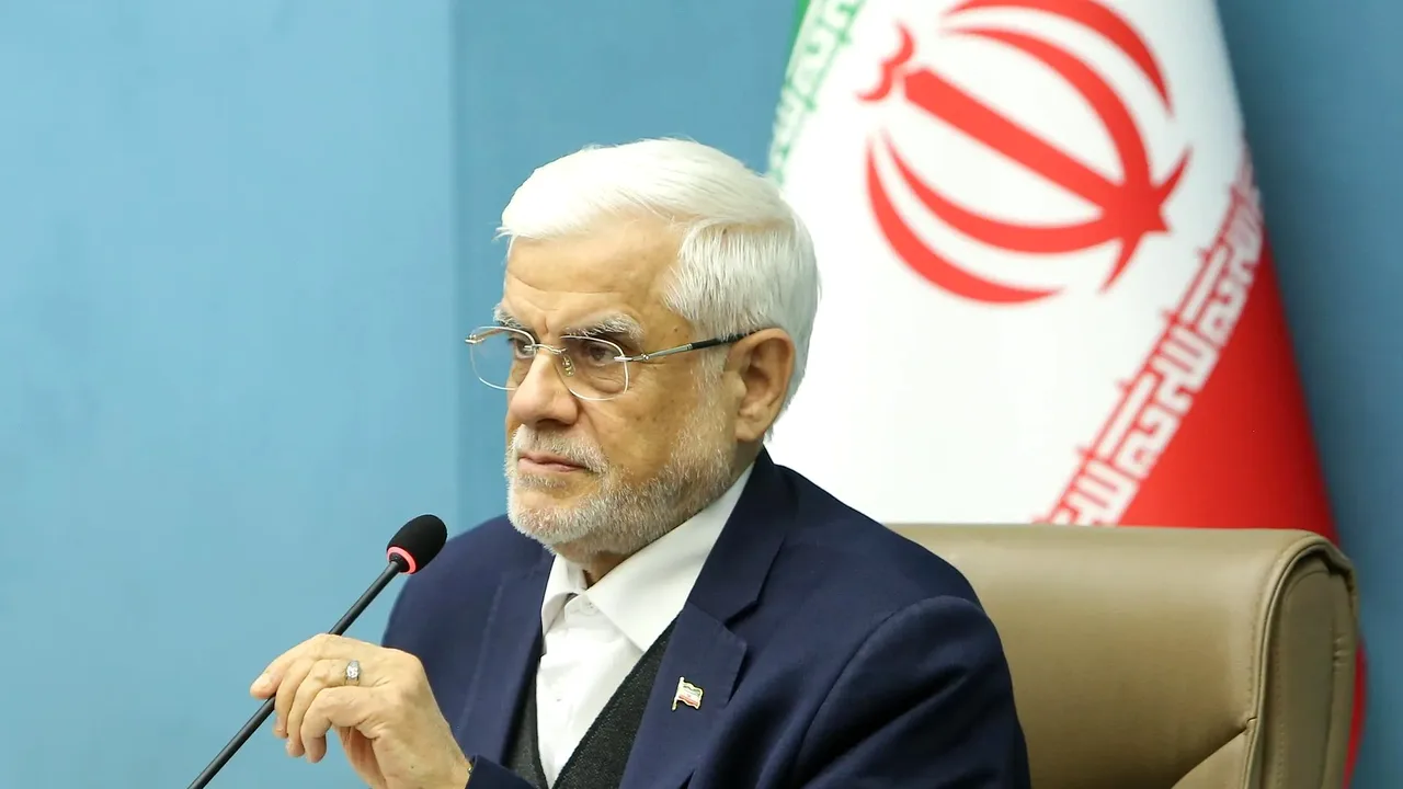 عارف پنج کارگروه برای اجلاس سران اکو تشکیل داد
