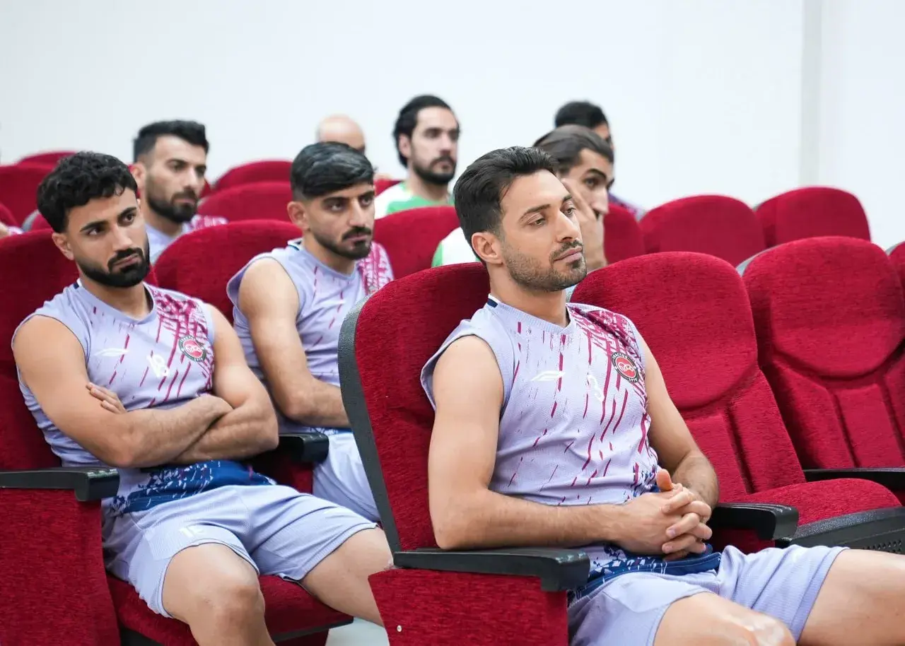نکونام با تراکتور روبهرو شد؛ معرفی رسمی سرمربی جدید در مراسم معارفه