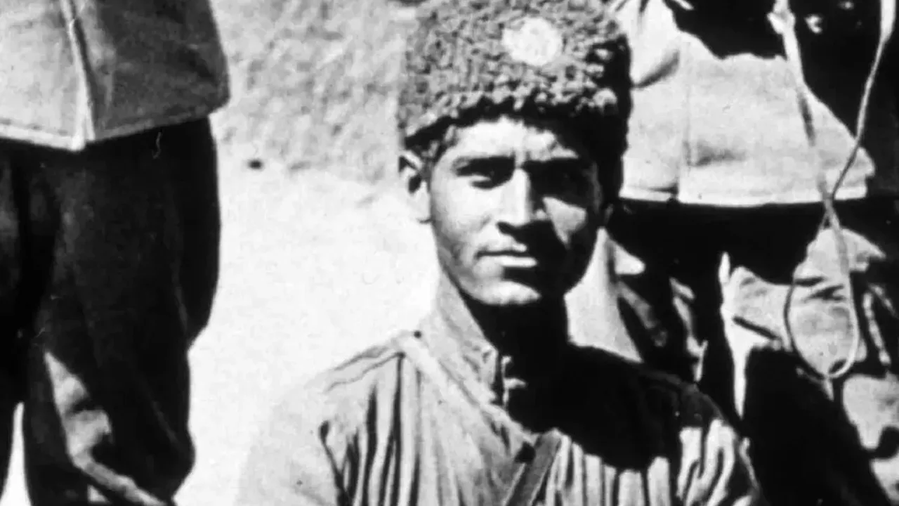 ماموران ژاندارمری قاجار و مسلسل در بروجرد