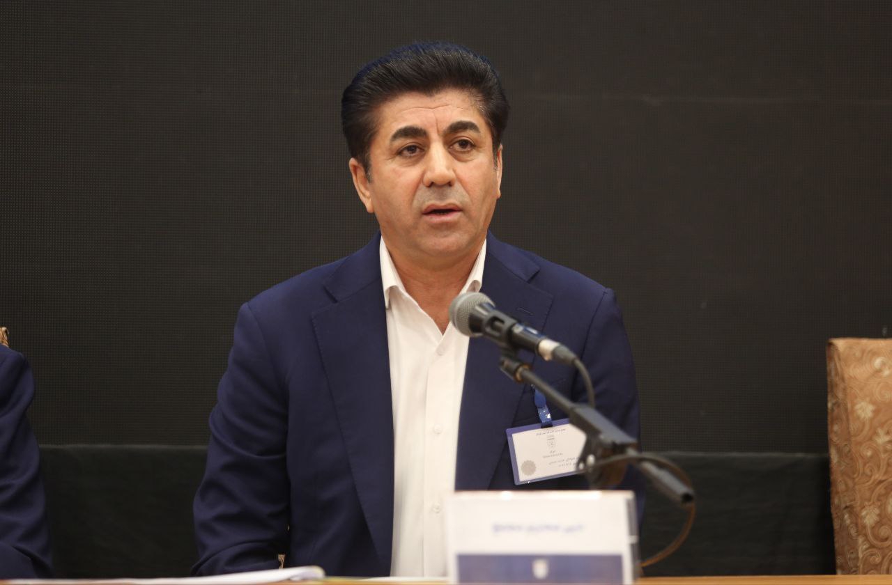 پاسخندادن ممبینی در مراسم فناوری؛ دبیرکل در برابر خبرنگاران غایب شد
