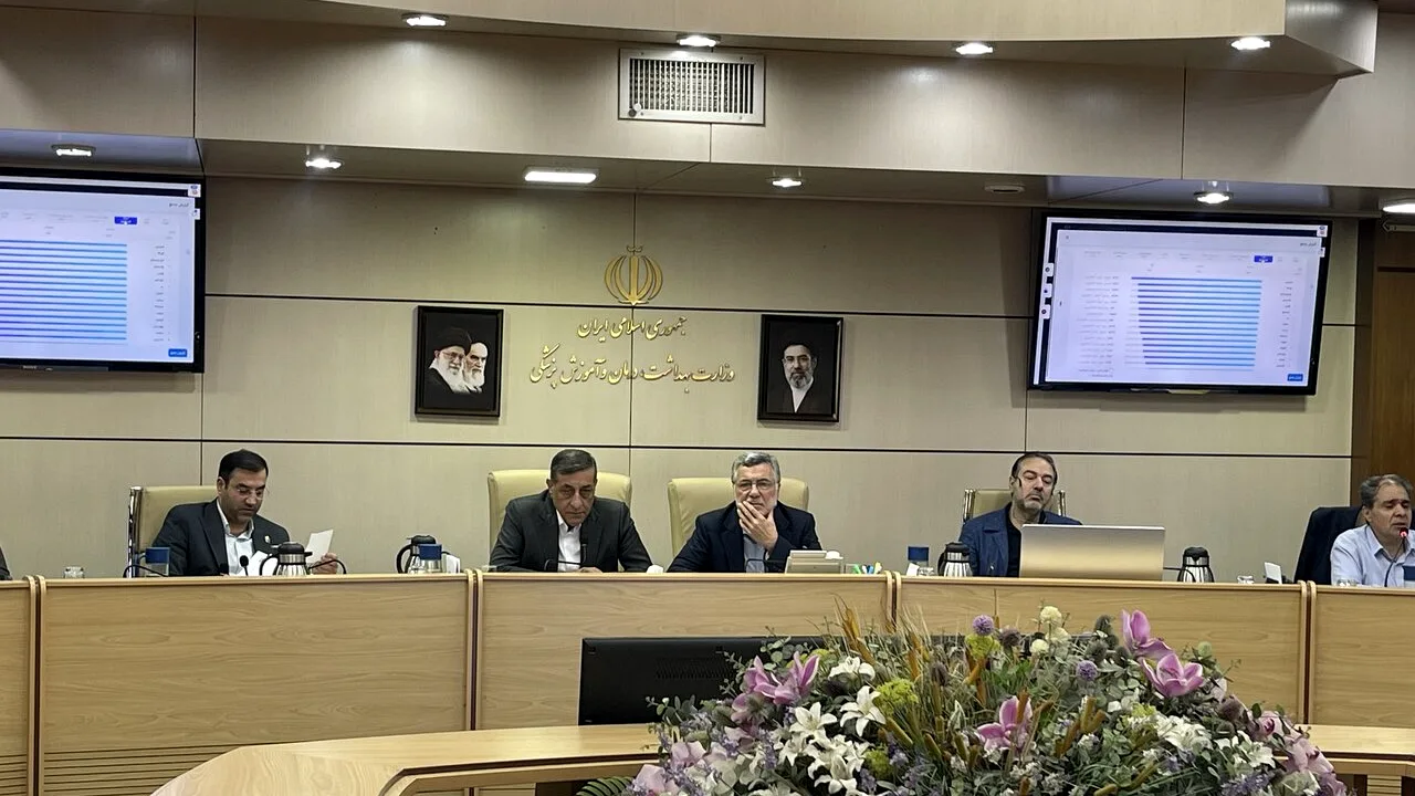 کشف بیش از ۵۴ هزار بیمار دیابتی و فشار خونی در طرح پزشکی خانواده