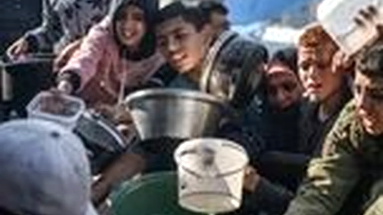 چراغ کمکهای غذایی غزه خاموش شد؛ آیا نیمی از ساکنان در انتظار معجزهاند؟