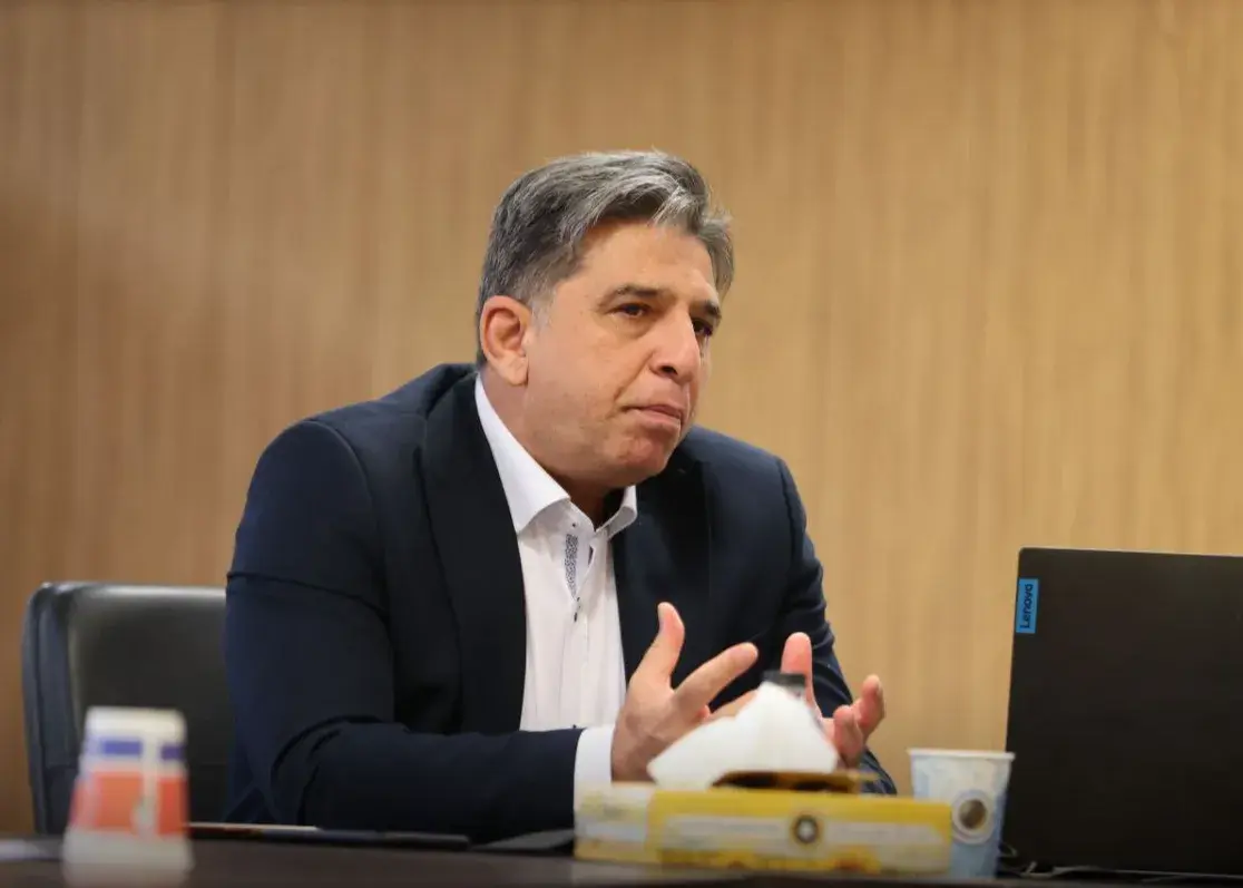 نیکفر: اهدای جام قهرمانی به استقلال با اعتراض ما مواجه خواهد شد