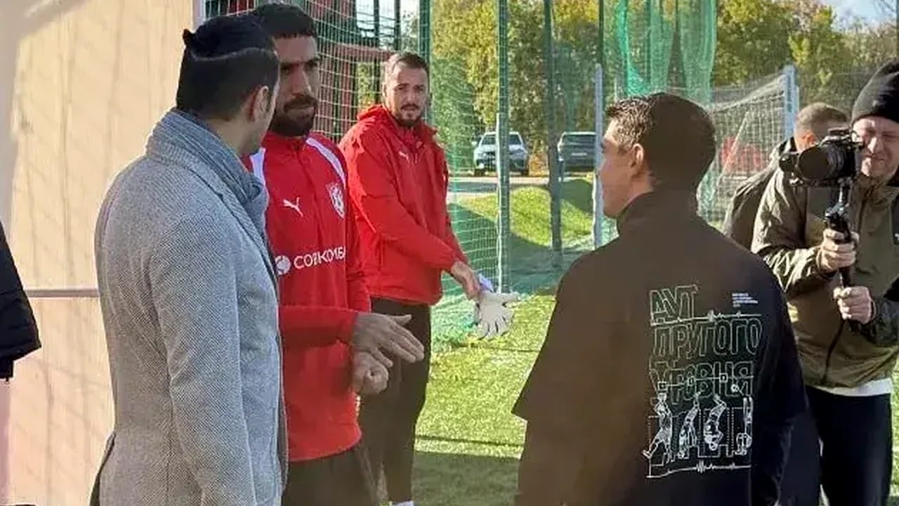 رقابت جالب نادر محمدی با قهرمان المپیک در تمرین اسپارتاک