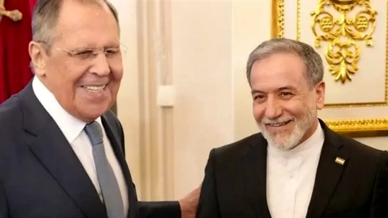 پایان سفر یکروزه وزیر خارجه روسیه به تهران؛ چه چیزی در لحظه بدرقه رد و بدل شد که رسانهها از آن بیخبرند؟