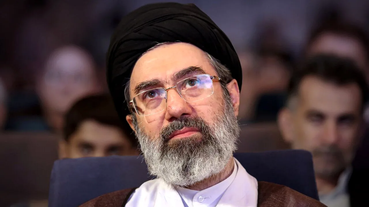 اقتدار علمی؛ کلید ایران قویتر در پیام رهبر انقلاب