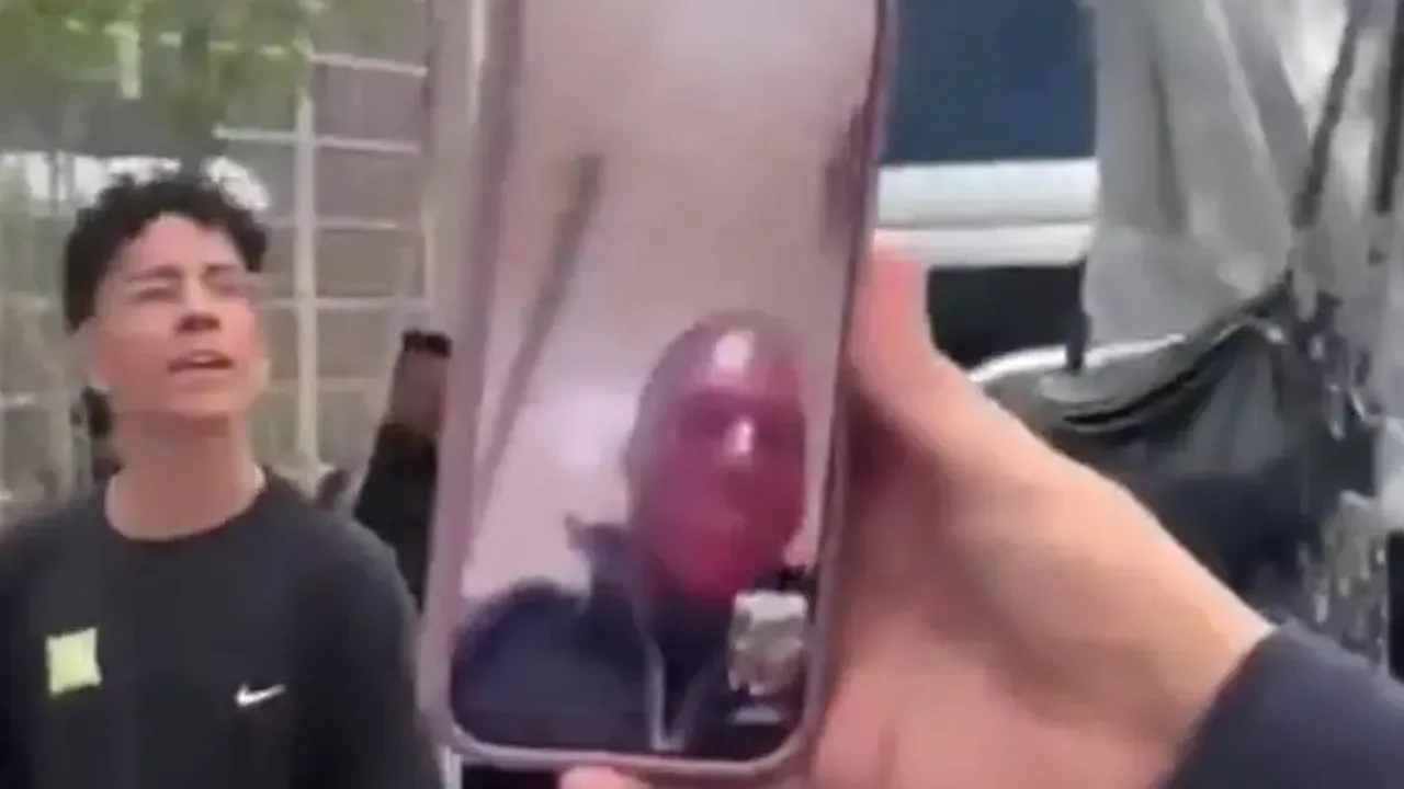 2552316