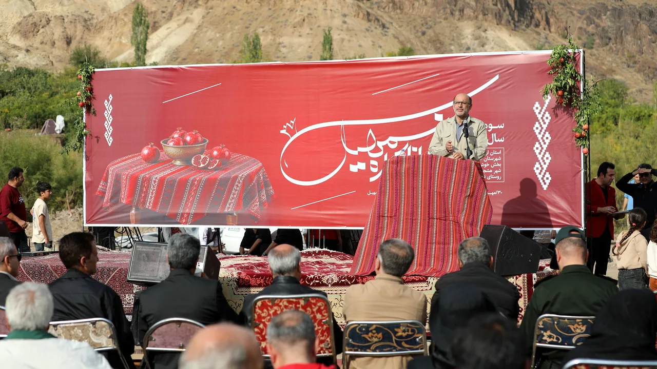 جشنواره انار نمهیل خلخال با استقبال گسترده گردشگران برگزار شد