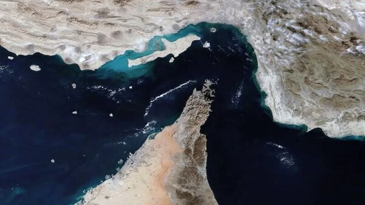 پشت پرده برخورد با ۴۰ شناور در خلیج فارس؛ چه چیزی پنهان است؟