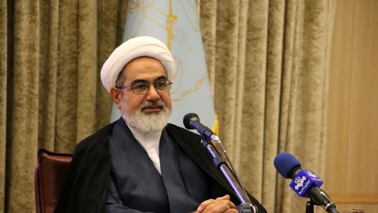 دیدار رئیس سازمان قضایی نیروهای مسلح با وزیر دفاع؛ تأکید بر پدافند و معیشت