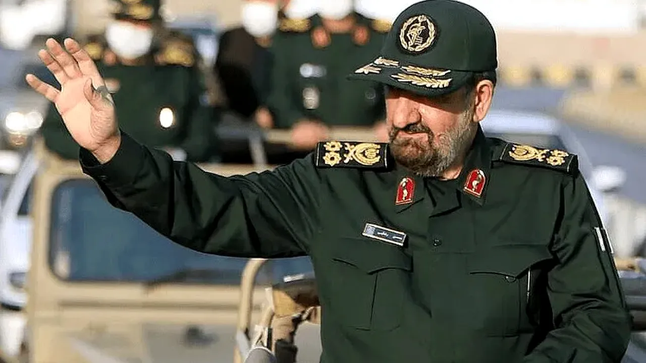 پیامهای محسن رضایی و گمانهزنی درباره آینده ایران