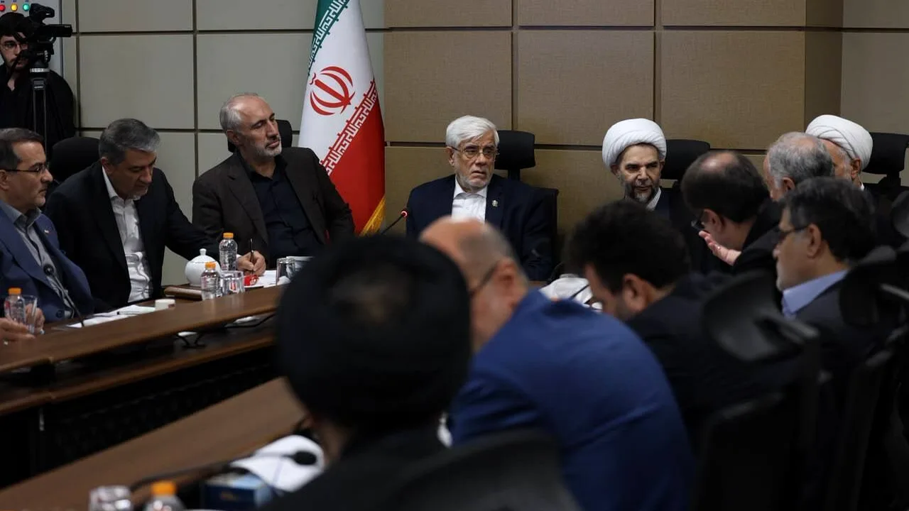 عارف: جنگ اقتصادی دشمن سرمایه اجتماعی را نشانه گرفته است