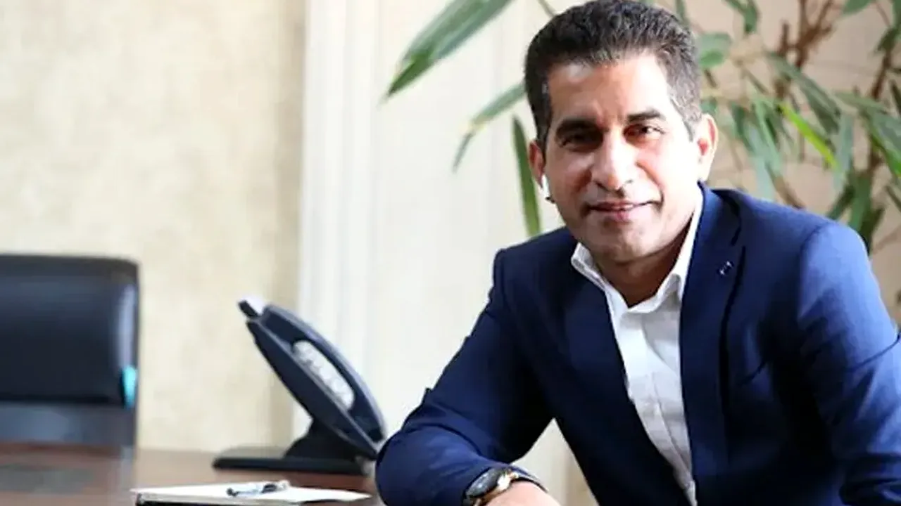 حسن کامرانیفر به دنیای فوتبال بازمیگردد