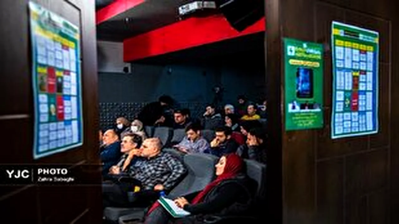 بهروز شعیبی: گاهی تماشای فیلمهای کوتاه در سینما لذتبخشتر از فیلمهای بلند است